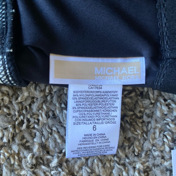 Michael Kors One-Shoulder Black Ruched Swimsuit Size 6 - Picture 13 of 14